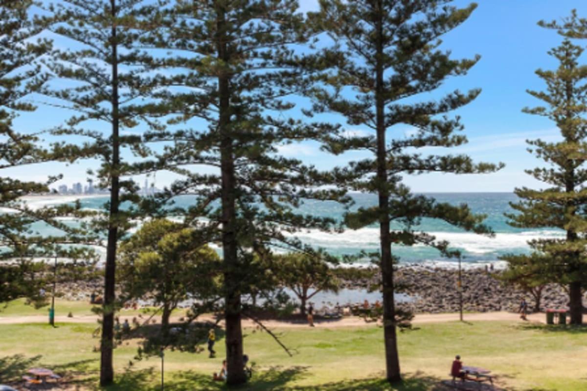 Apartmán Goodwin Towers - Hosted By Burleigh Letting Gold Coast Exteriér fotografie