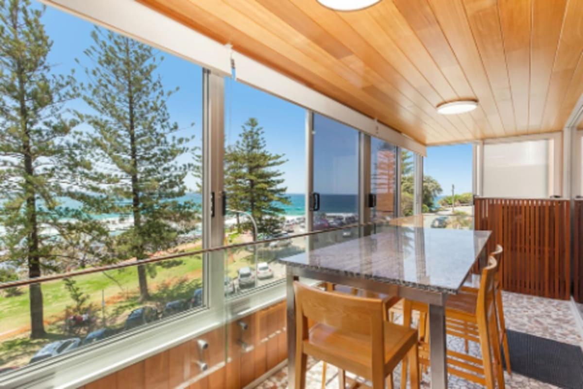 Apartmán Goodwin Towers - Hosted By Burleigh Letting Gold Coast Exteriér fotografie