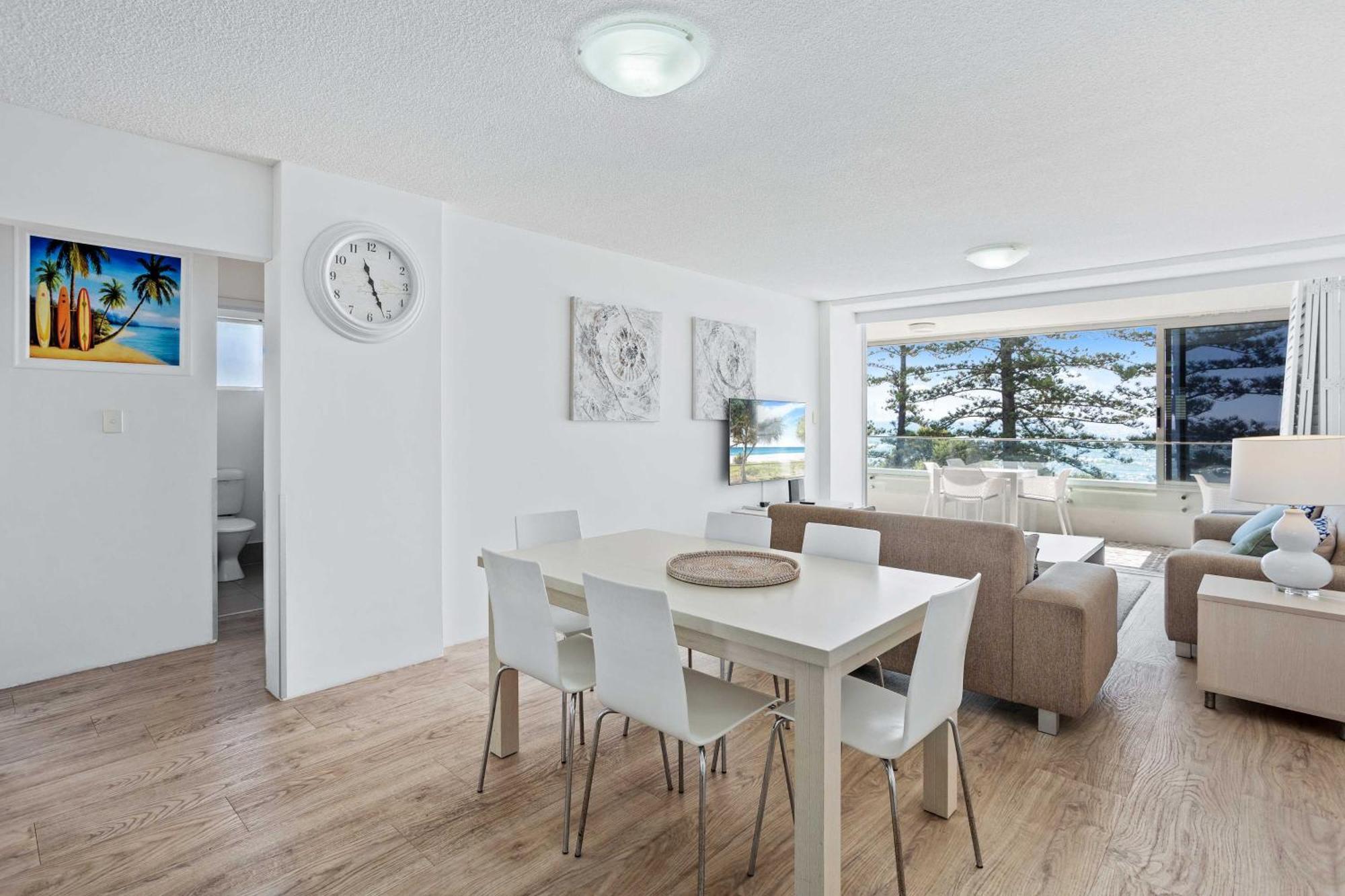Apartmán Goodwin Towers - Hosted By Burleigh Letting Gold Coast Exteriér fotografie