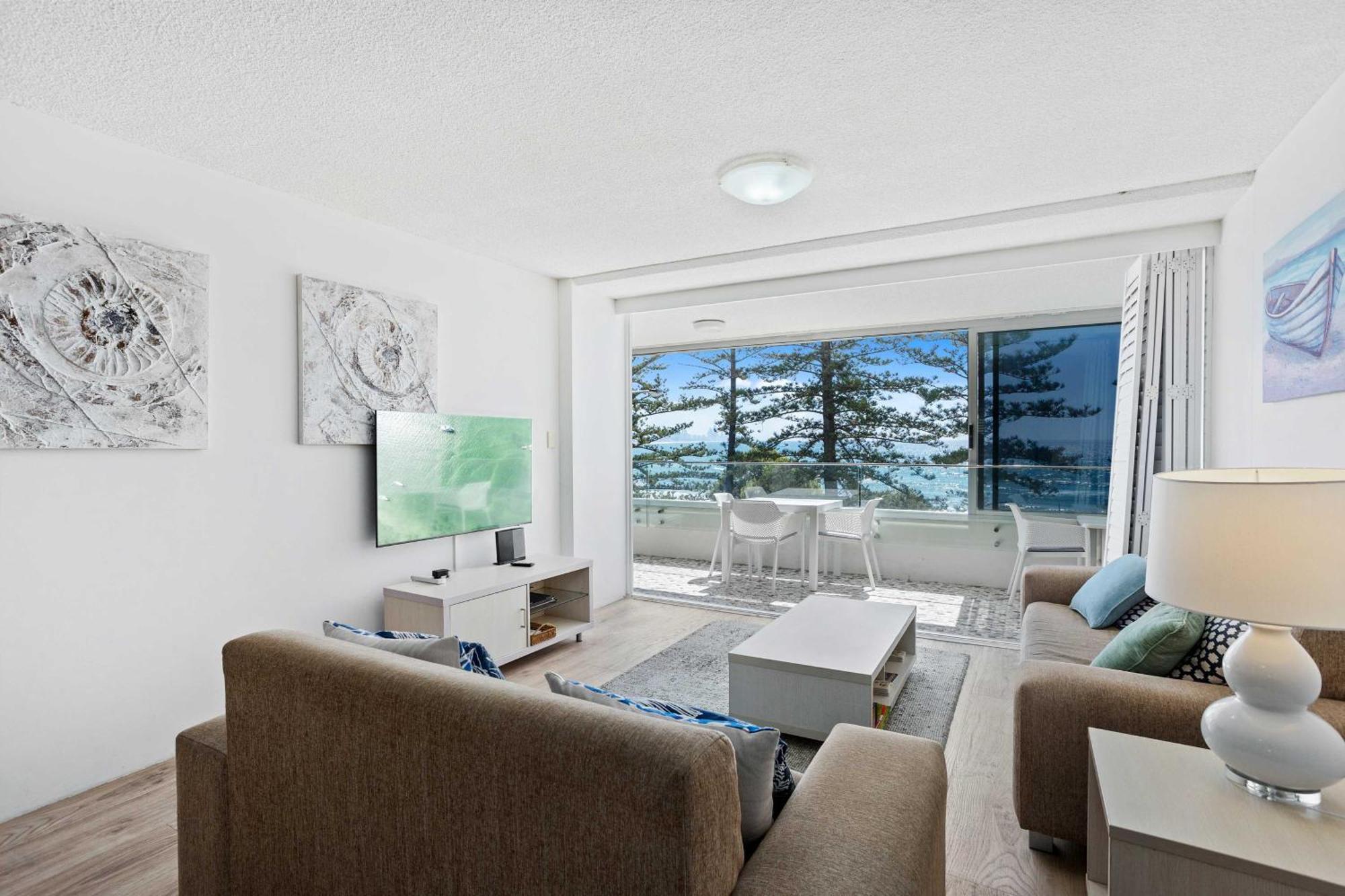 Apartmán Goodwin Towers - Hosted By Burleigh Letting Gold Coast Exteriér fotografie